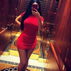 Erotik hissler yaşatan Leyla
